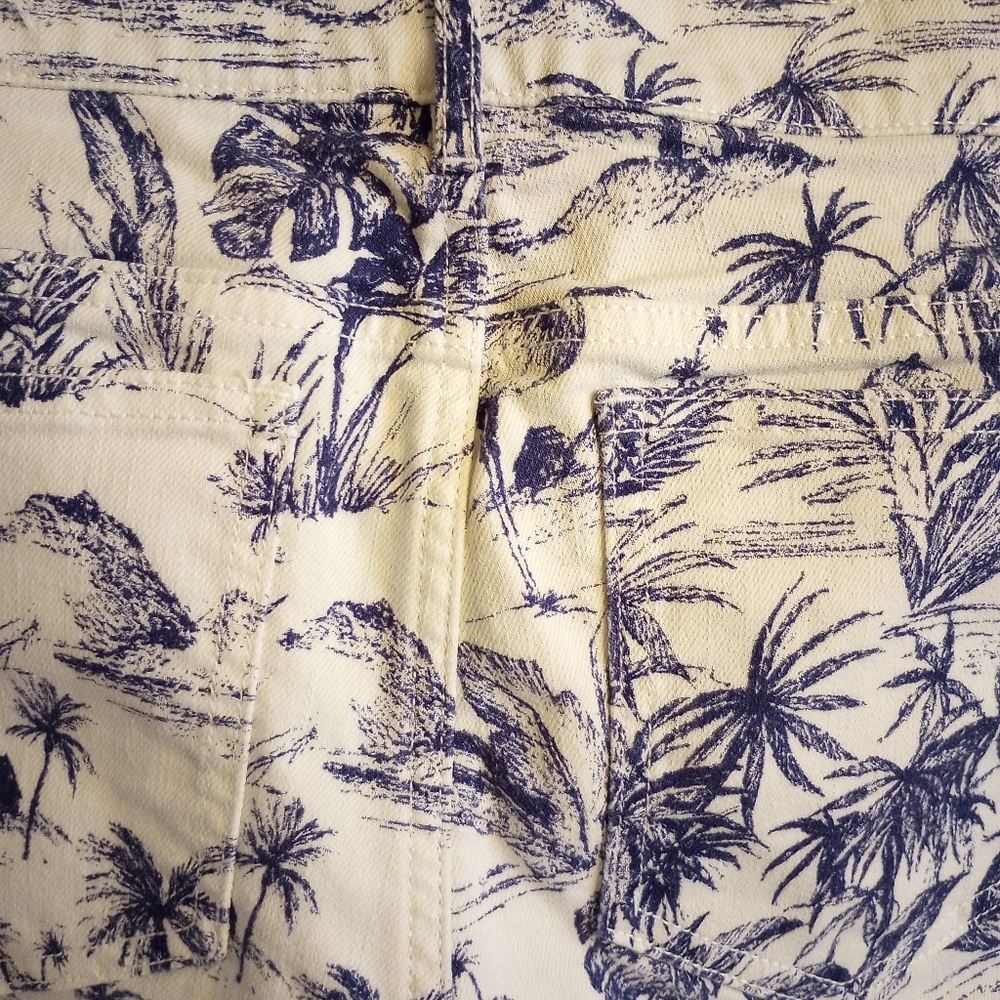 J. McLaughlin Size 8 Denim Jeans - Picture 5 of 9